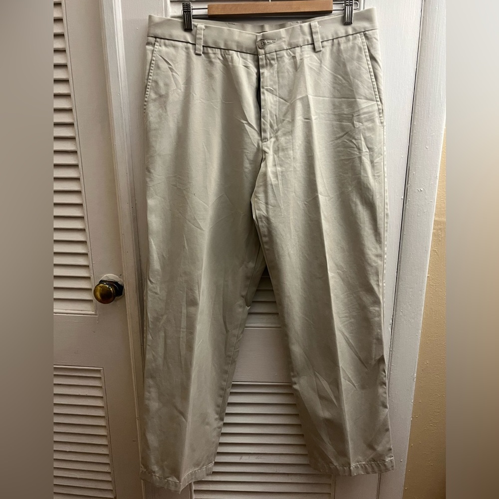 Dockers men’s khaki/chinos pants. Size 34.